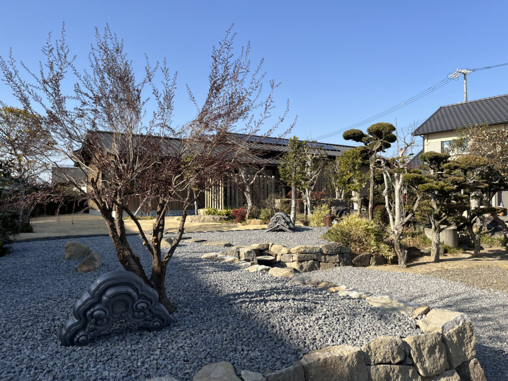 庭からのアプローチ 平屋 リノベーション