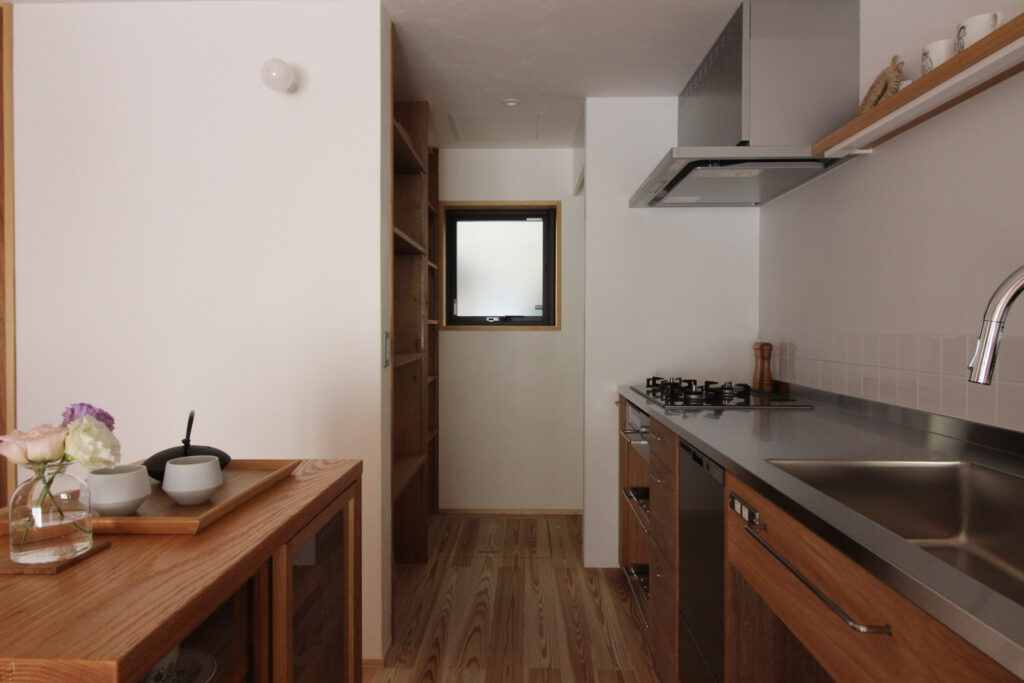 造作キッチン 造作家具 ステンレス パントリー