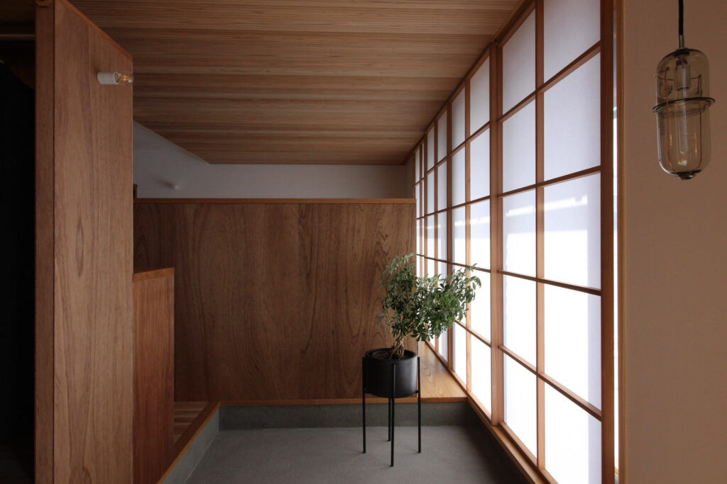 ピーター・アイビー 土間 玄関 障子